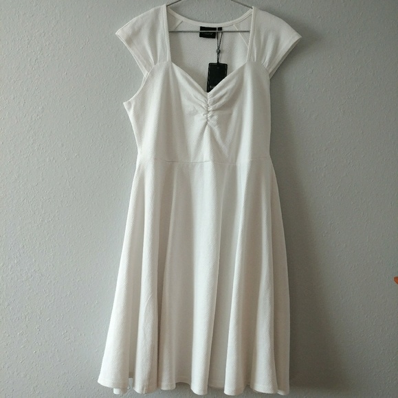 b.young sholia sweetheart cap sleeve dress - Picture 7 of 7
